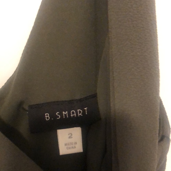 Olive green jumpsuit with pockets - Picture 5 of 6